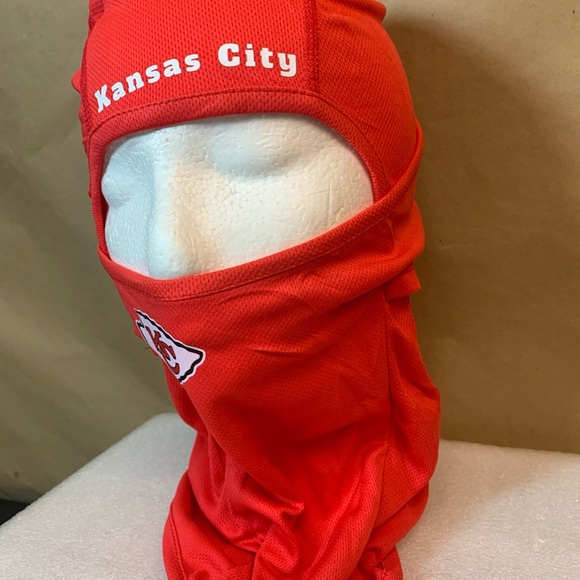 Kansas City Chiefs Football 🏈 Team Face Cover Ski Mask - Picture 2 of 9